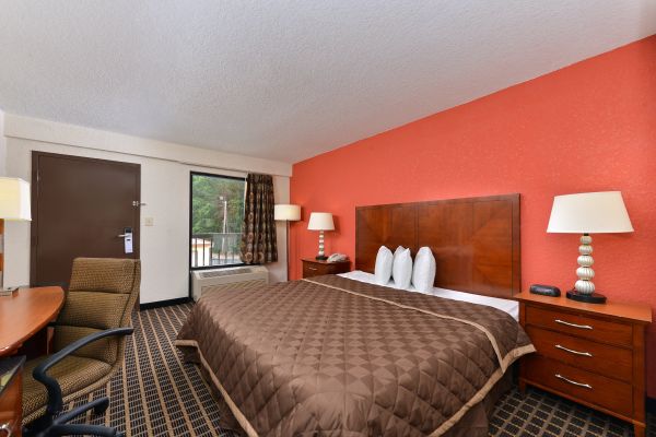 AMERICAS BEST VALUE INN (Grove Level)